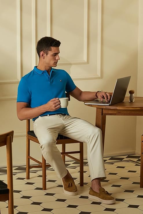 Van Heusen Men's Cotton Solid Regular Fit T-Shirt - Image 2